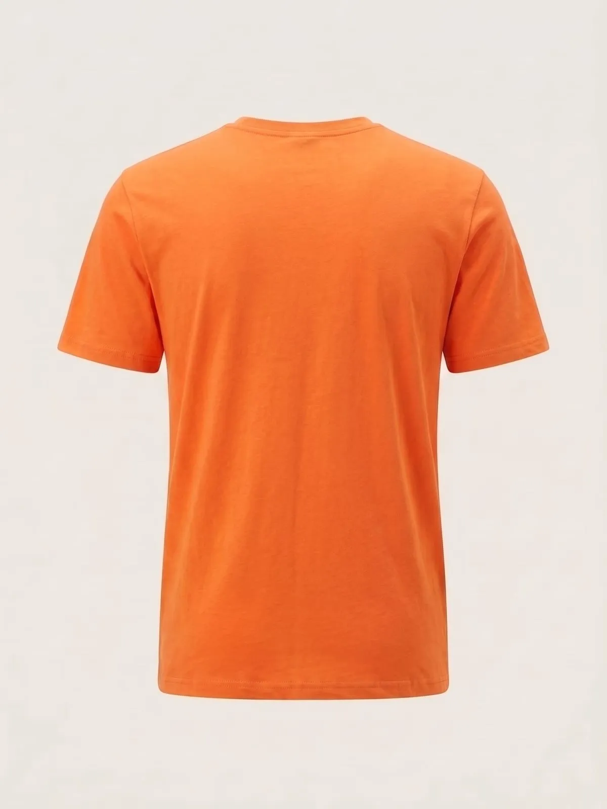 Espalda de la camiseta naranja de The Vibe, lisa