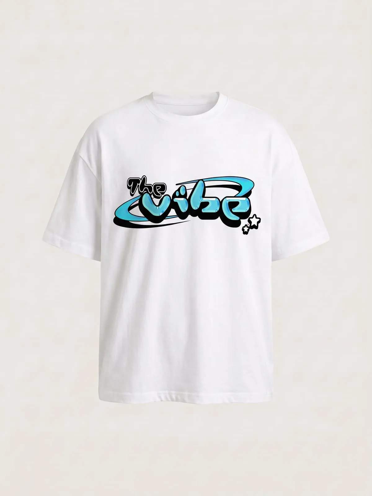 Camiseta blanca con el logo de The Vibe en cian, foto de producto de frente
